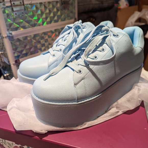YRU Shoes - YRU Lala Platform Sneakers - Baby Blue